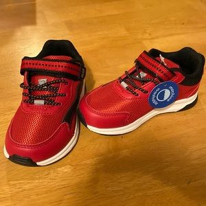 Kids Stride Rite Size 8W m2p Albee red